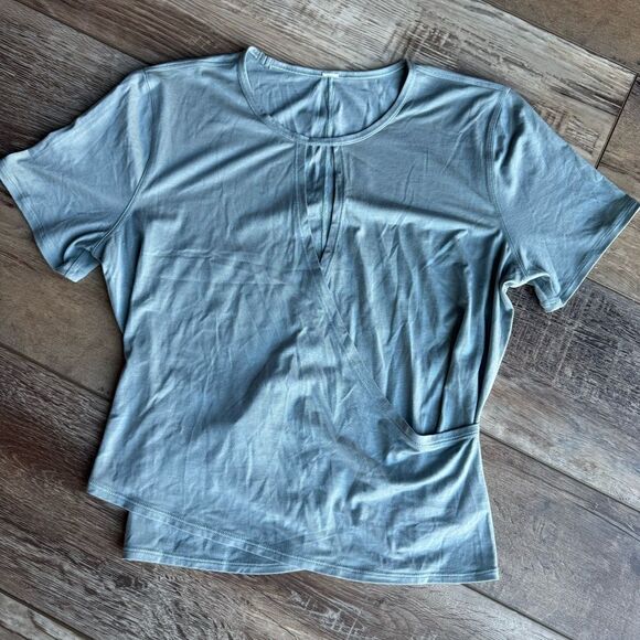 Lululemon Round Trip Short Sleeve
Blue Cast - Picture 6 of 10